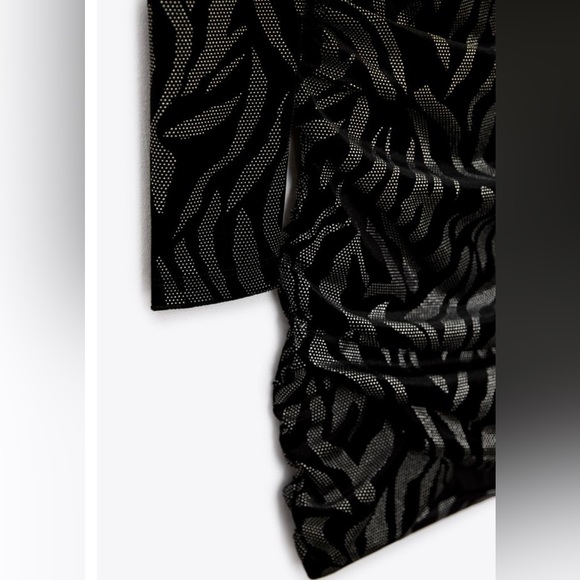 ZARA BLACK & SILVER ONE SHOULDER VELVET MINI DRESS SMALL NWT - Picture 10 of 14